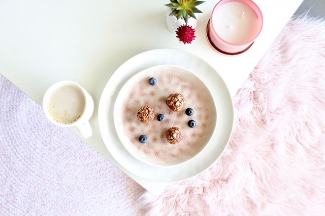 breakfast as part of morning routine